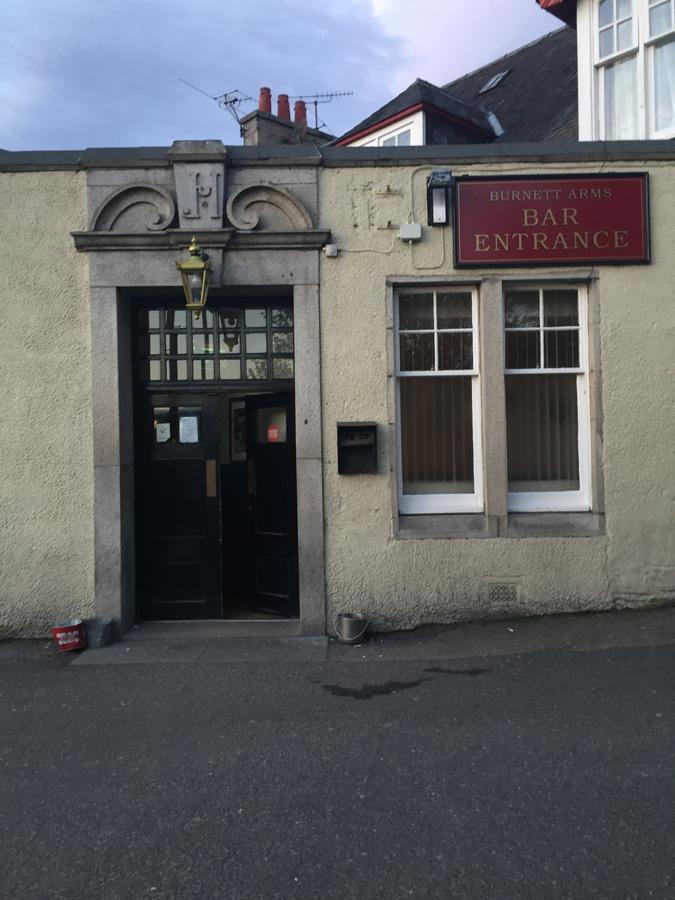 Burnett Arms Hotel Inverurie Exterior photo